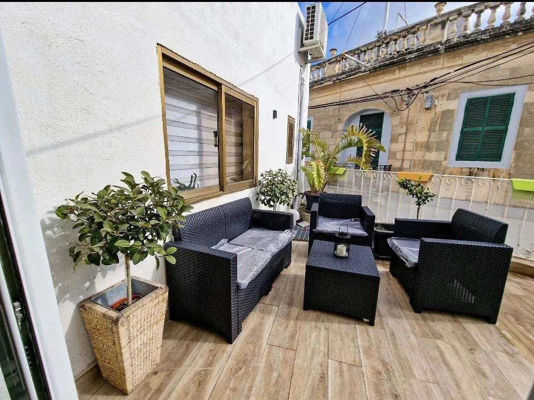 Sunshell Luxury Apartment Lija